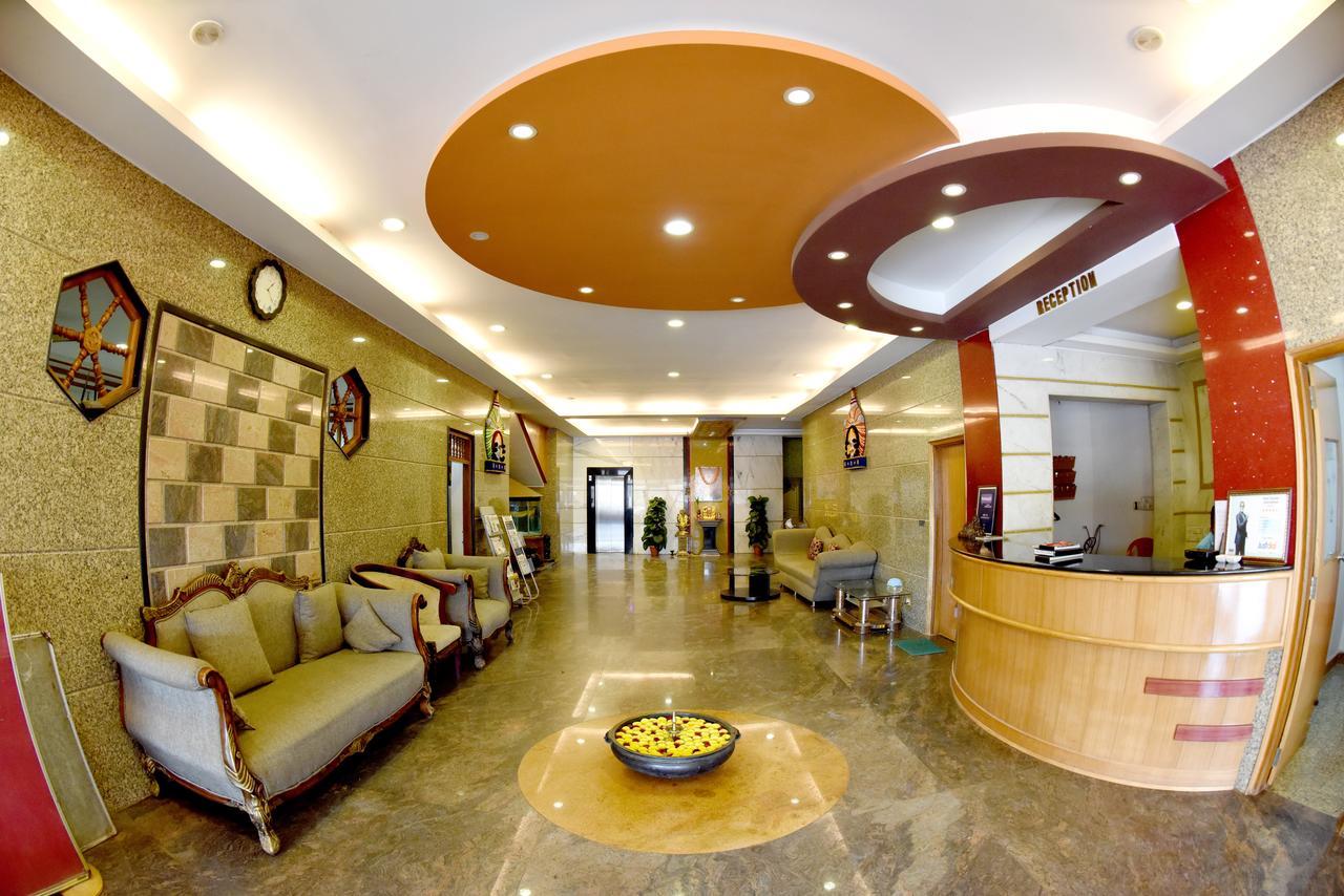 Hotel Sharada International Udupi Ngoại thất bức ảnh