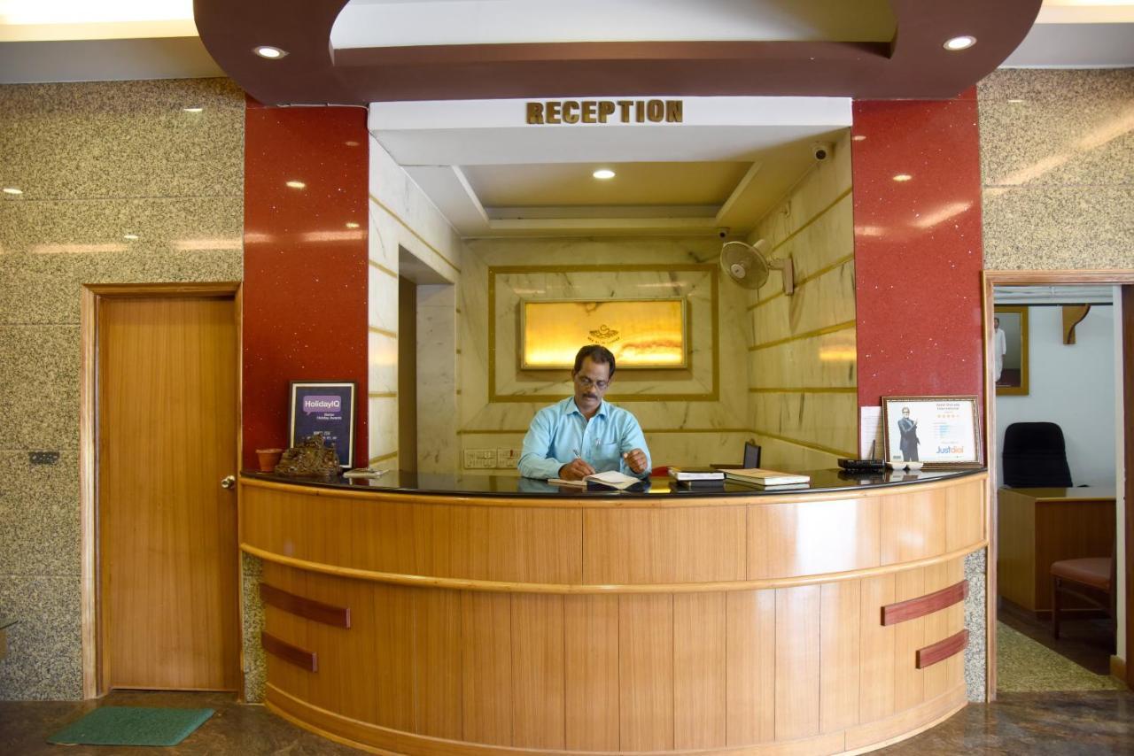 Hotel Sharada International Udupi Ngoại thất bức ảnh