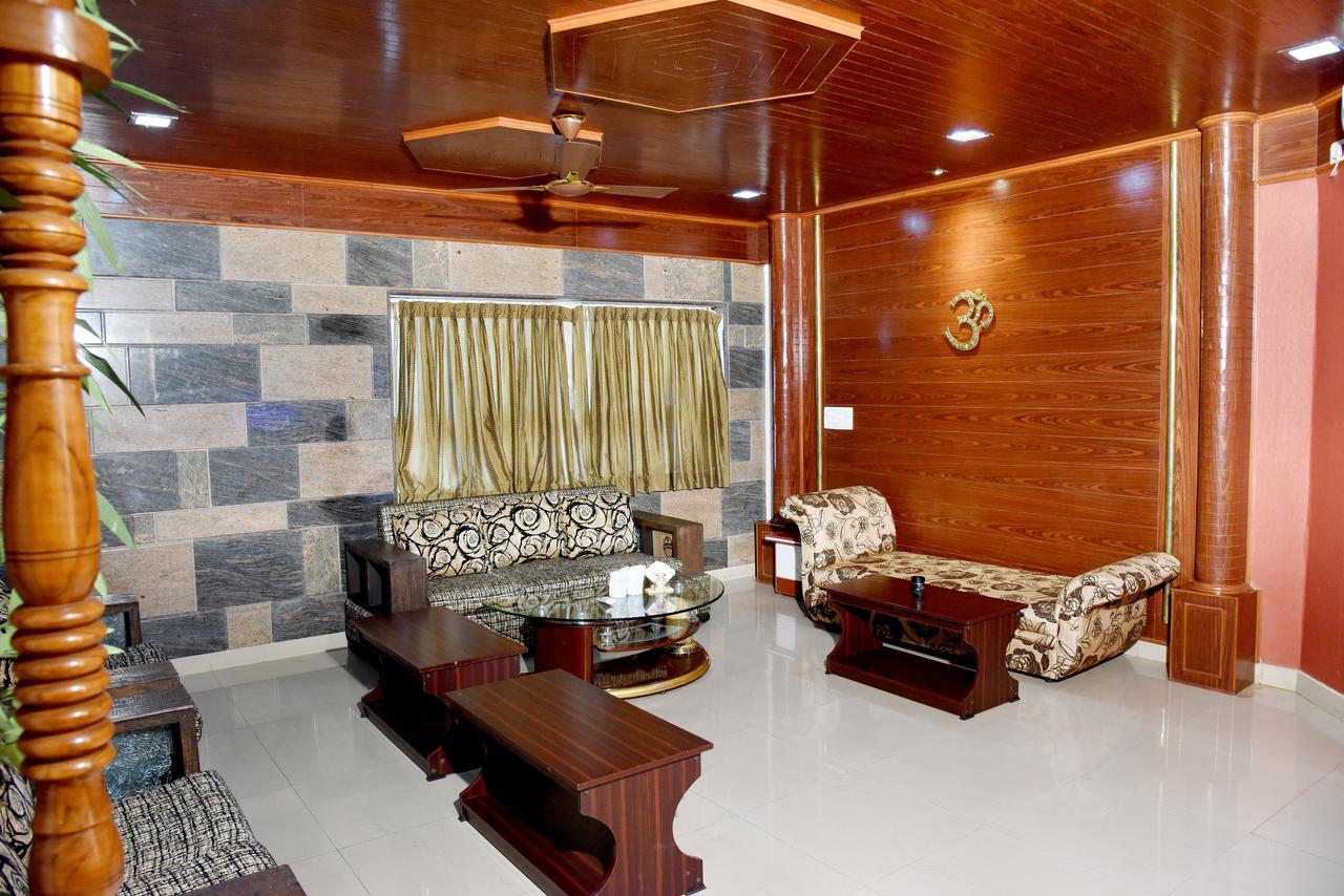 Hotel Sharada International Udupi Ngoại thất bức ảnh