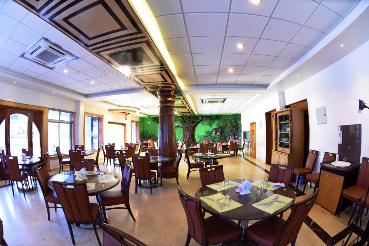 Hotel Sharada International Udupi Ngoại thất bức ảnh