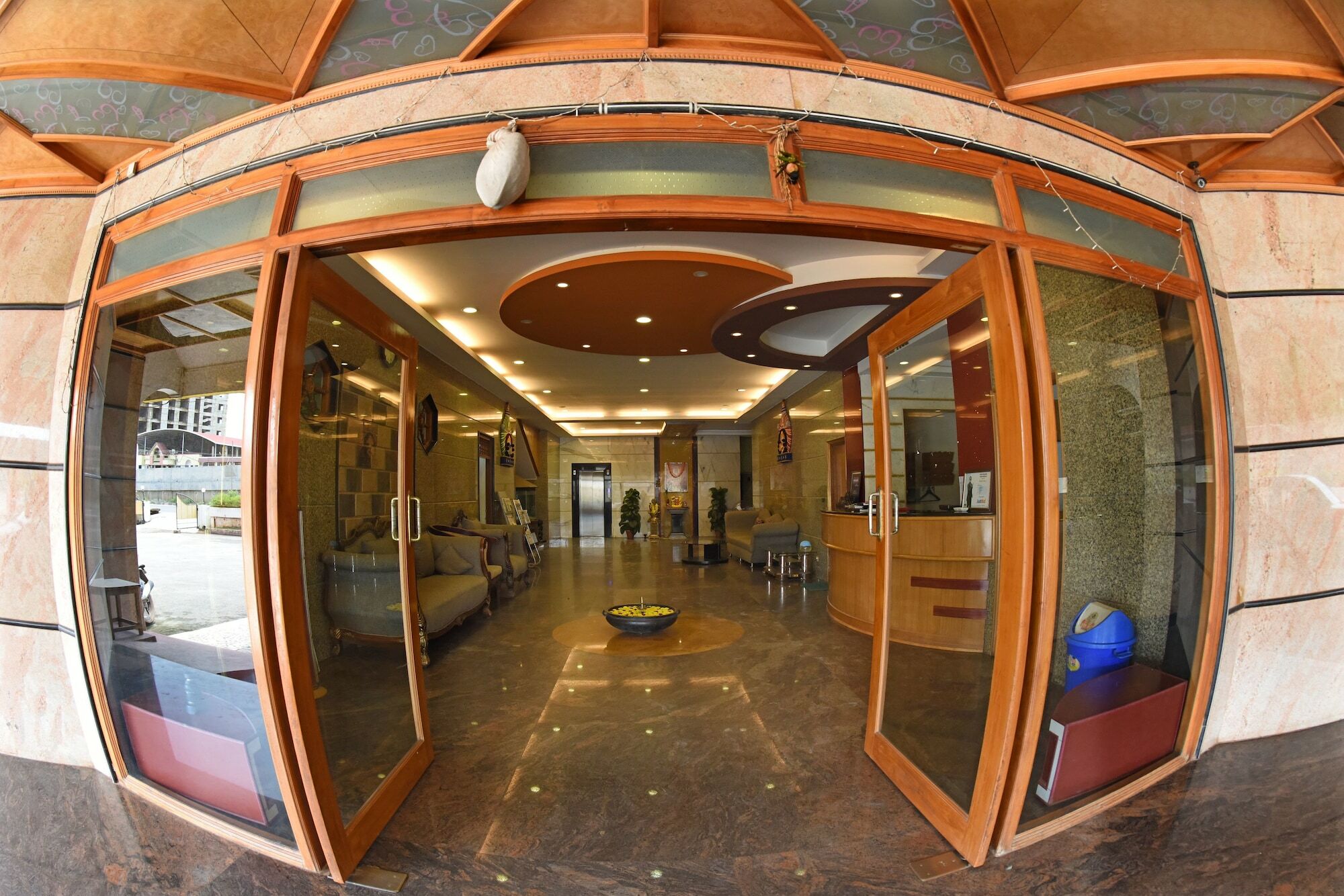 Hotel Sharada International Udupi Ngoại thất bức ảnh